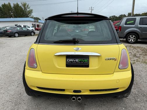 2005 MINI Cooper S Base