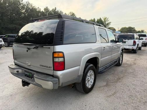 Beige 2004 Chevrolet Suburban 1500 Z71