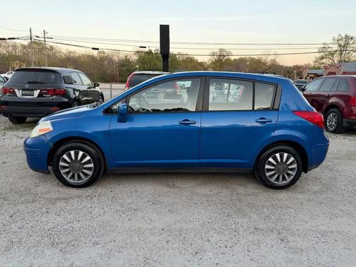 Blue 2007 Nissan Versa S
