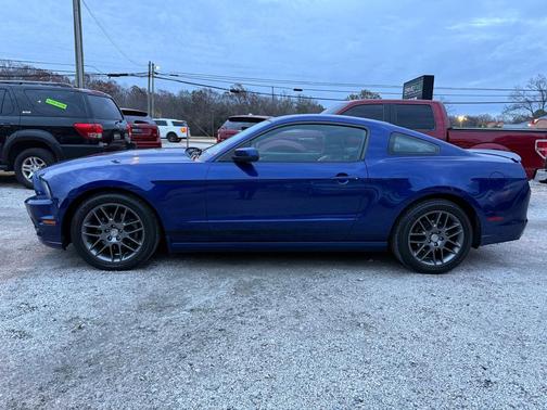 2013 Ford Mustang V6