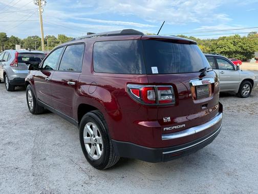 2015 GMC Acadia SLE-2