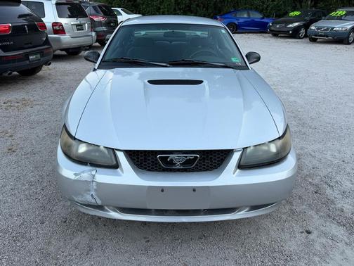 2001 Ford Mustang Base