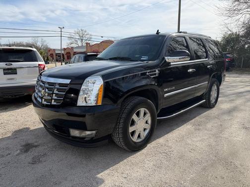 2010 Cadillac Escalade Base