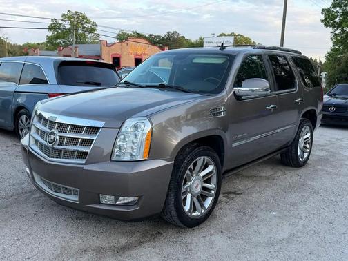 2011 Cadillac Escalade Platinum Edition