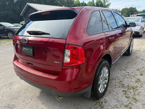Burgundy 2014 Ford Edge SEL