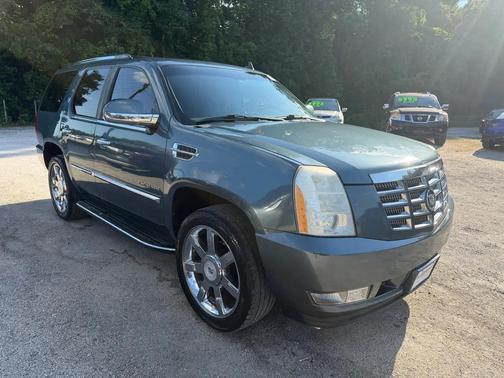 Blue Chip 2009 Cadillac Escalade Base