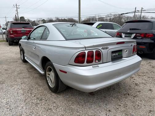 1998 Ford Mustang Base