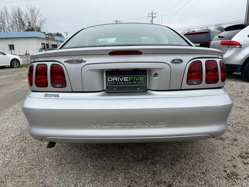 1998 Ford Mustang Base