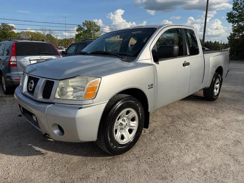 2004 Nissan Titan XE King Cab