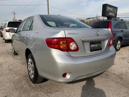 2009 Toyota Corolla S