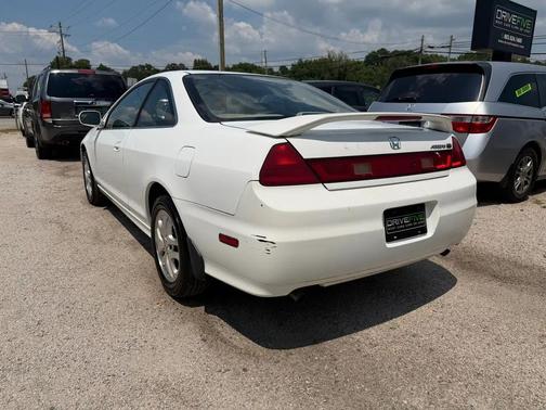 White 2001 Honda Accord EX V6