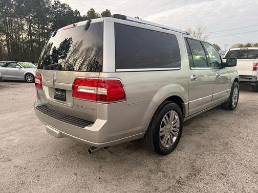 2007 Lincoln Navigator Base