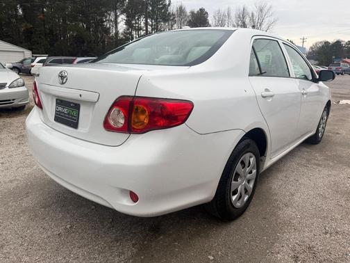 2009 Toyota Corolla LE