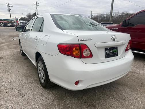 2009 Toyota Corolla LE