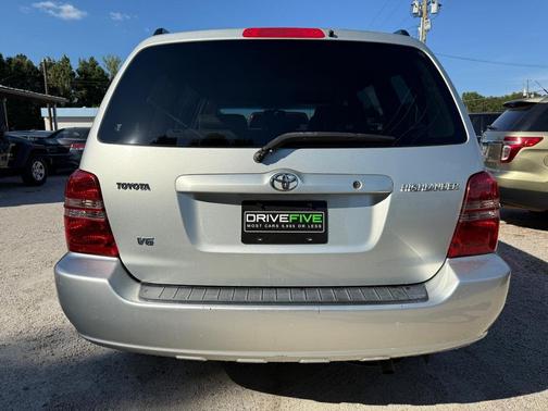 2003 Toyota Highlander Base
