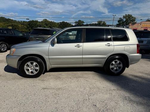2003 Toyota Highlander Base