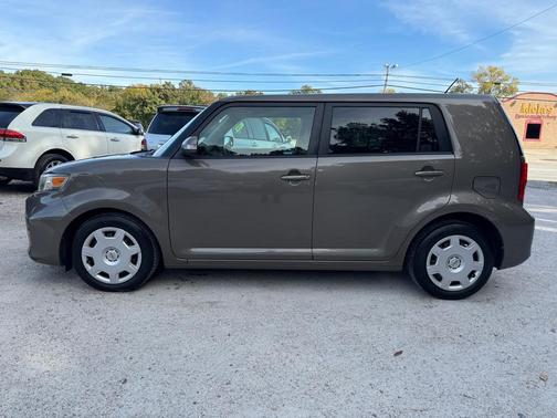 2012 Scion xB Release Series 9.0