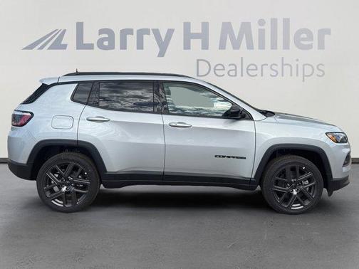 Silver Zynith 2026 Jeep Compass Latitude