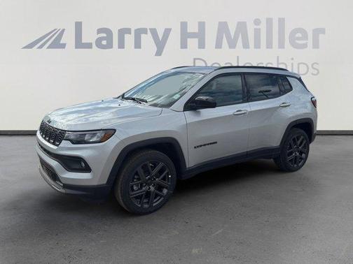 Silver Zynith 2026 Jeep Compass Latitude