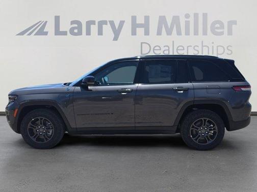 2025 Jeep Grand Cherokee 4xe Trailhawk