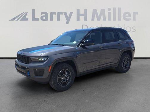 2025 Jeep Grand Cherokee 4xe Trailhawk
