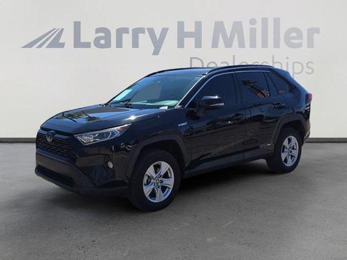 2021 Toyota RAV4 Hybrid XLE