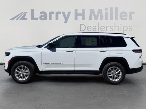 Bright White Clearcoat 2026 Jeep Grand Cherokee L Laredo X