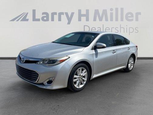 Classic Silver Metallic 2013 Toyota Avalon