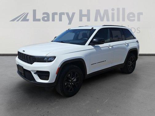 2024 Jeep Grand Cherokee Laredo