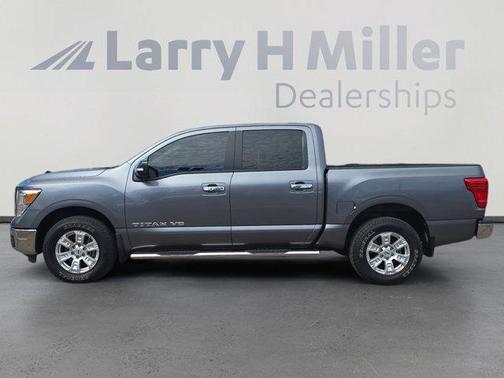 2018 Nissan Titan SV