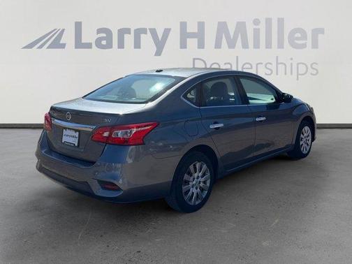 Gun Metallic 2017 Nissan Sentra SV