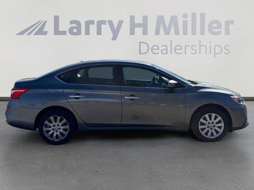 Gun Metallic 2017 Nissan Sentra SV