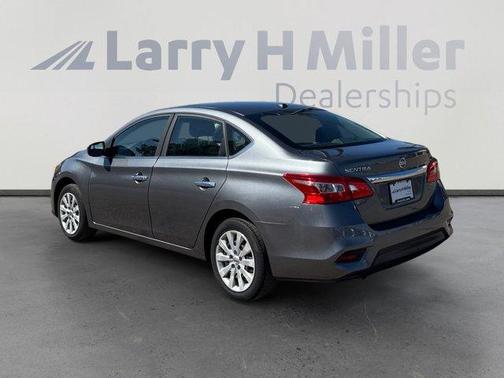Gun Metallic 2017 Nissan Sentra SV