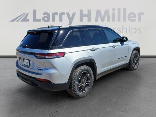 2025 Jeep Grand Cherokee 4xe Trailhawk
