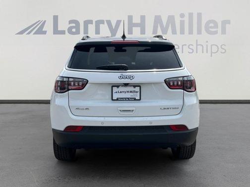 Bright White Clearcoat 2025 Jeep Compass Limited