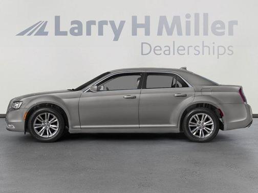 2022 Chrysler 300 Touring