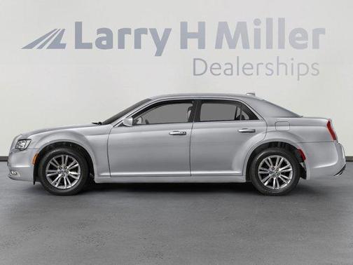 2022 Chrysler 300 Touring