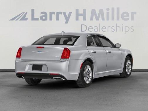 2022 Chrysler 300 Touring