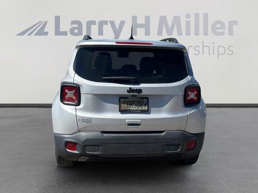 Glacier Metallic 2020 Jeep Renegade Altitude