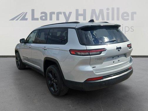 2022 Jeep Grand Cherokee L Laredo