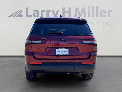 2025 Jeep Grand Cherokee L Laredo