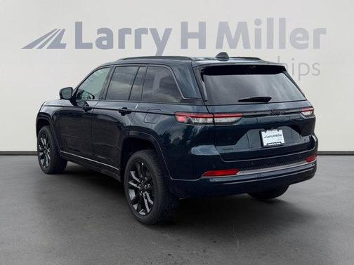 Fathom Blue Pearlcoat 2026 Jeep Grand Cherokee Limited
