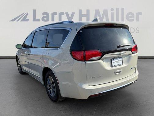 2020 Chrysler Pacifica Hybrid Limited