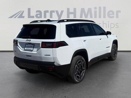 Bright White Clearcoat 2026 Jeep Cherokee LAREDO/LIMITED