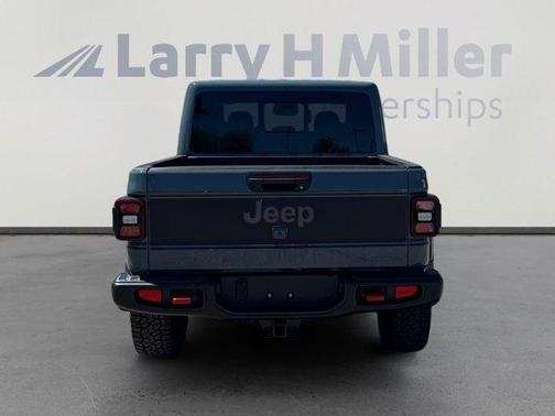 Anvil Clearcoat 2026 Jeep Gladiator Shadow Ops