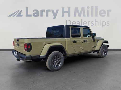 2025 Jeep Gladiator Sport