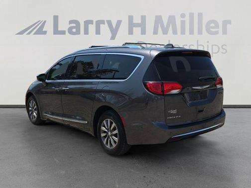 2020 Chrysler Pacifica Touring-L Plus