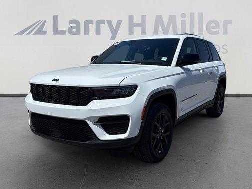 2025 Jeep Grand Cherokee Laredo