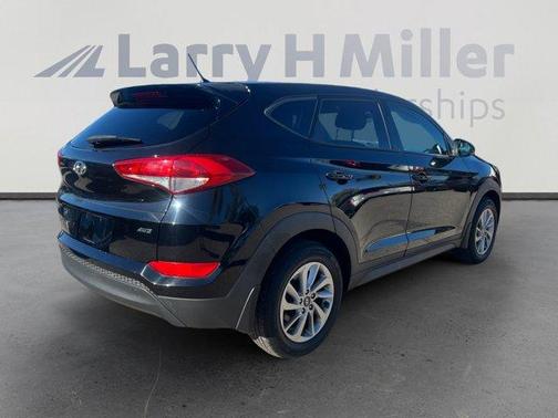 2018 Hyundai TUCSON SE