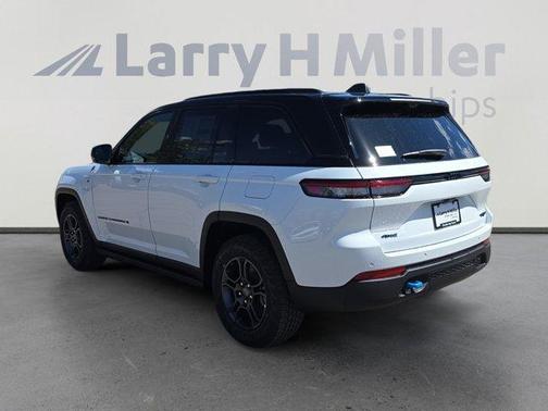 2025 Jeep Grand Cherokee 4xe Trailhawk